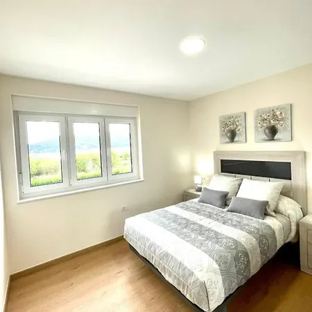 Apartman Vistas A La Ria